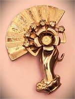 GORGEOUS VINTAGE FAN IN HAND CRYSTAL GOLD BROOCH