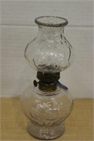 VINTAGE DESKTOP OIL LAMP WITH CALLA LILY DESIGN