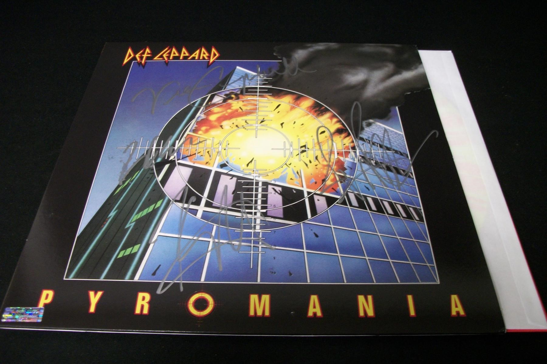 DEF LEPPARD BAND SIGNED ALBUM COVER COA