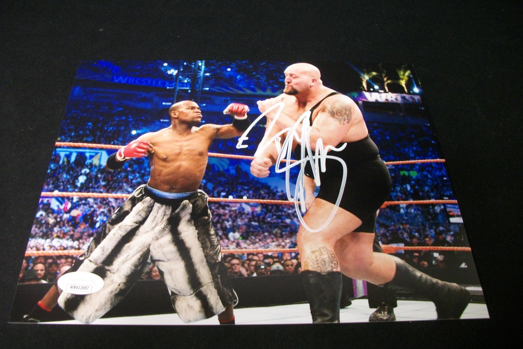 WWE THE BIG SHOW SIGNED 8X10 PHOTO JSA COA