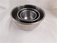 3 stainless steel mixing bowls. One marked