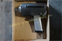SNAP ON TOOLS 1/2" DRIVE PNEUMATIC IMPACT