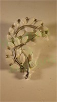 Beautiful mid-century floral motif brooch by LISNE