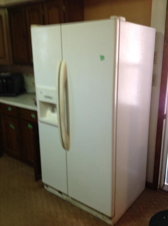 Kenmore side-by-side refrigerator 35.5 x 33 x 70
