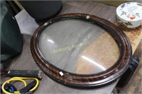 OVAL FRAME (DAMAGE) W/ ROUNDED GLASS
