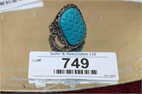 Large Fashion Ring w/Blue Stone