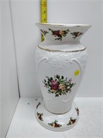 Royal Albert 13-1/2 vase