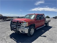 2014 Chevrolet 3500 HD 4WD Flatbed Pickup