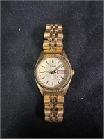 Pulsar Woman's Gold Watch With Date
