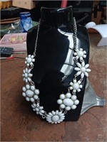 White Flower Design Necklace