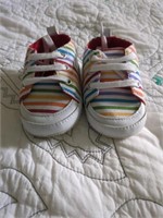 Girls size 6-12months shoes