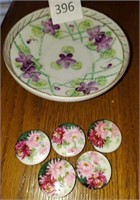 LADIES PORCELAIN BUTTONS AND DISH
