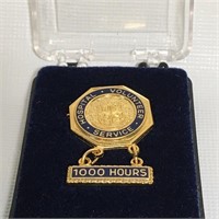 VINTAGE AWARD PIN 1000 Hours Hospital Volunteer