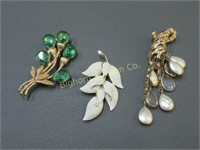 Vintage Brooch/Pins Various Styles 3pc lot