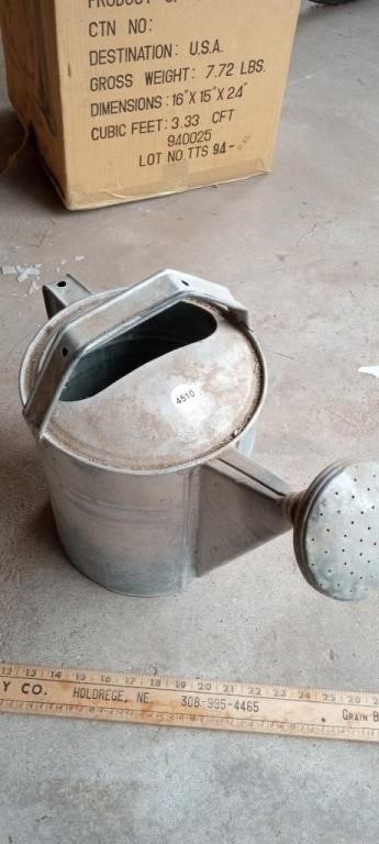 Vintage Metal watering can