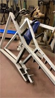 Shoulder press/squat station. Needs assembly