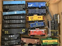 30+ HO Train Cars- Life-Like & others