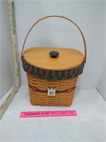 Longaberger 1998 Holiday Basket
Liner, Protector