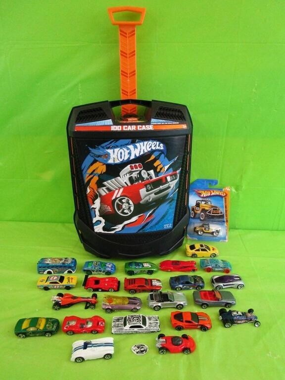 Hot Wheels 100 Car Case & 23 Hot Wheels