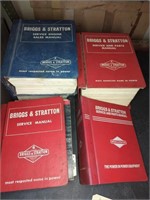 5 BINDERS OF BRIGGS AND STRATTON MANUALS