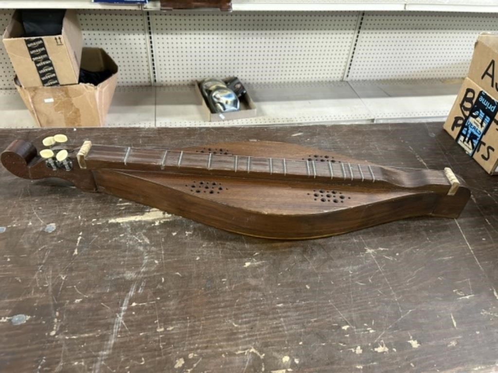 DULCIMER