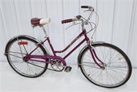 Vintage Schwinn Breeze Deluxe Women's Bike /