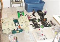 Large Grouping of Radio Control RC Car Items