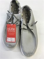 New Hey Dude Size 8 Shoes