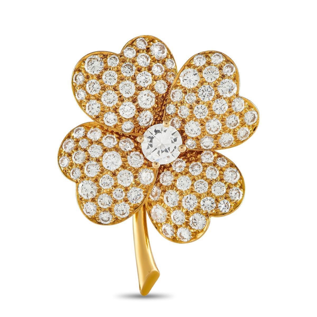 Van Cleef & Arpels Cosmos 18K Yellow Gold 3.65ct D