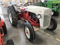 1952 FORD 8N TRACTOR