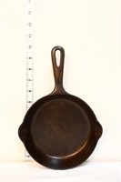 Griswold #3 cast iron skillet