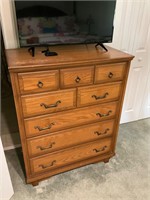 8-Drawer Sumpter Cabinet Company Chest of Drawers