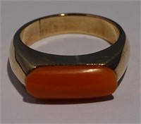 14K GOLD & CORAL RING
