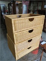 4 WICKER CARRY TRAYS WITH HANDLES