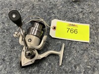 PFlueger Tricon Like New Reel