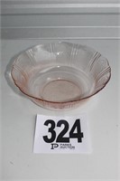 (1)Pink Depression Glass Serving Bowl (U242)