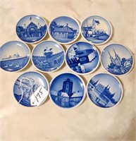 Set of (10) Small Hanging Plates