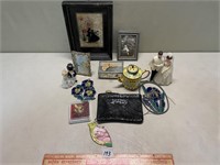 LOVELY MIXED LOT OF HOUSEHOLD DECOR