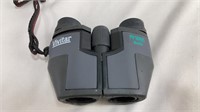 Vivitar Binoculars 8 X 22 Black