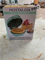 Mini waffle maker