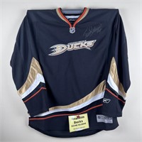 TEEMU SELANNE AUTOGRAPHED JERSEY