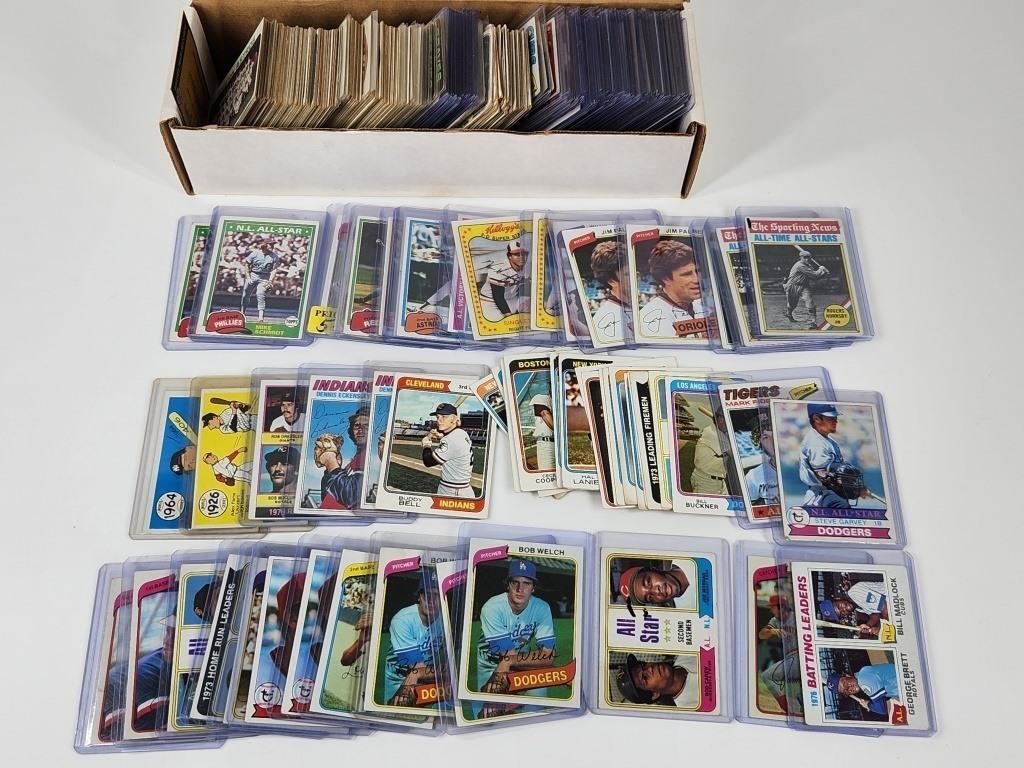 LARGE ASSORTMENT OF 1970S & 1980S TOPPS BASEBALL