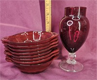 8 berry bowls, ruby red vase