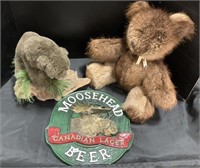 Moosehead beer Advertising Sign, Stuffed Bears.