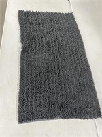 BATHROOM RUG 3FT5 X 24INCH