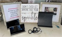 Display Items:  Gold Glitter Sign Frames, Card