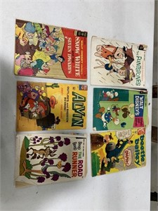 Vintage comic books Walt Disney and Hanna-barbera