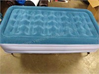 Beauty Rest 15" Raised iFlex Support Pillow top