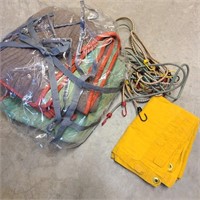 Packing Blanket & Bungee Cord Lot