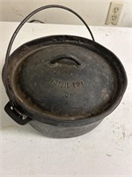 #3 POTJIE POT CAST IRON DUTCH OVEN